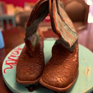Size 13 Turquoise and Brown Turtle Skinned Boots